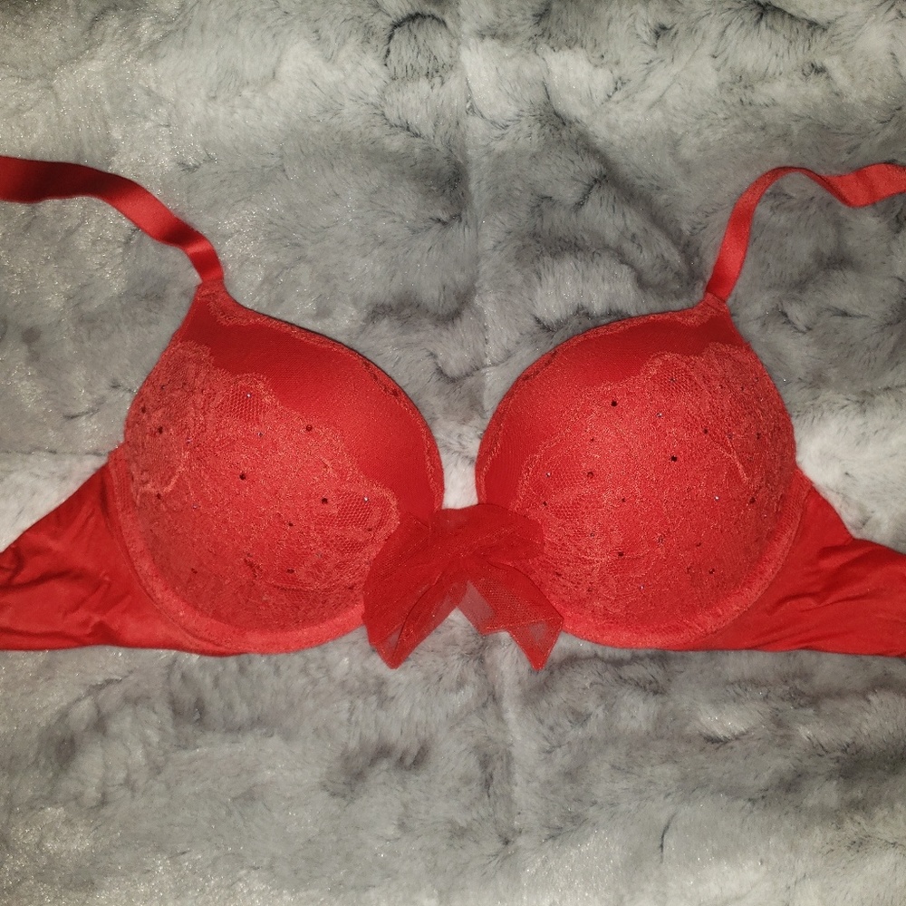Victoria's Secret 36 B Push-Up Bra